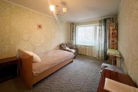 2-к. квартира, 52 м², 3/5 эт.