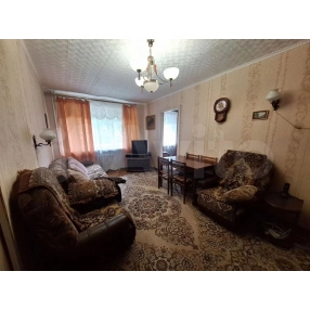 2-к. квартира, 45 м², 1/4 эт.